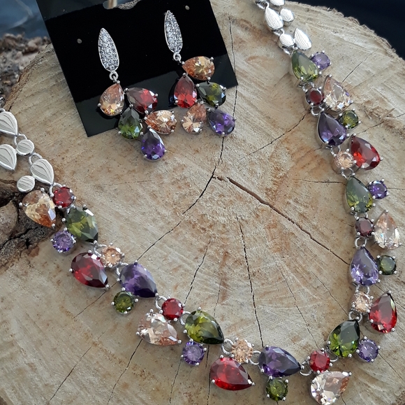 Mesmerizing Multi-Stone Silver Set - Picture 9 of 10